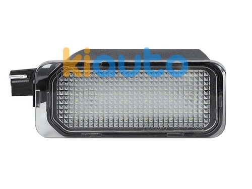 1479968 / 7S71-13550-AB | Acheter feu de plaque ford m... | Kiauto