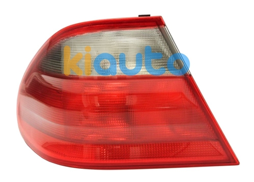 A2088200164 / 2088200164 | Acheter feu arrière mercede... | Kiauto