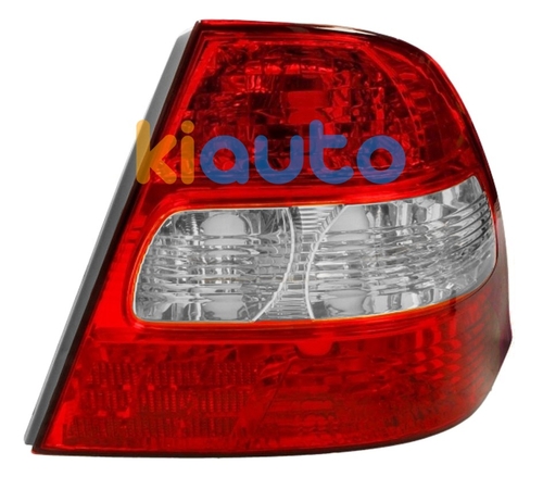 8155102190 | Acheter feu arrière toyota ... | Kiauto