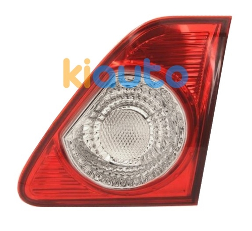 8159112110 | Acheter feu arrière toyota ... | Kiauto