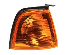 FEU CLIGNOTANT AVANT AUDI 80 1987-1991 ORANGE / DROIT