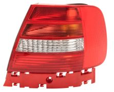 FEU ARRIÈRE AUDI A4 1999-2001 SEDAN / DROIT