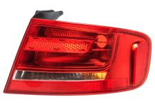 FEU ARRIÈRE AUDI A4 2007-2012 SEDAN / EXTÉRIEUR / DROIT