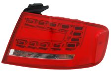 FEU ARRIÈRE AUDI A4 2007-2012 SEDAN / EXTÉRIEUR / LED / DROIT