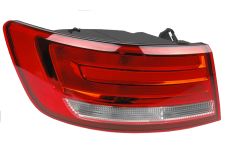 FEU ARRIÈRE AUDI A4 2015-2019 SEDAN / EXTÉRIEUR / GAUCHE