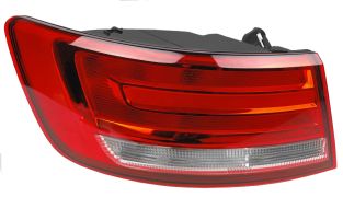 FEU ARRIÈRE AUDI A4 2015-2019 SEDAN / EXTÉRIEUR / GAUCHE