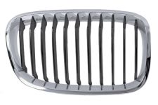 GRILLE BMW SERIE 1 (F20-F21) 2012-2015 FACE AVANT MODÈLE BASIS / NOIRE / CHROMÉE DROITE