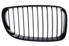 GRILLE BMW SERIE 1 (E81-E87) 2007-2012 FACE AVANT / CONTOUR NOIR / LAMES NOIRES / DROITE