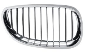 GRILLE BMW SERIE 5 (E60-E61) 2003-2007 FACE AVANT / CONTOUR CHROMÉ / LAMES NOIRES / CHROMÉES / DROITE