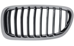 GRILLE BMW SERIE 5 (F10-F11) 2013-2016 FACE AVANT / CONTOUR CHROMÉ / LAMES CHROMÉES / NOIRES / GAUCHE