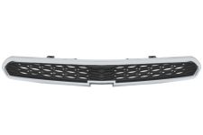 GRILLE CHEVROLET SPARK 2013-2015 FACE AVANT / SUPÉRIEURE / AVEC MOULURE CHROMÉE 