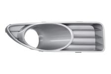 GRILLE FIAT LINEA 2007-2011 PARE-CHOCS AVANT / GRIS / AVEC ANTIBROUILLARD / DROITE