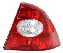 FEU ARRIÈRE FORD FOCUS 2005-2008 4 PORTES / DROIT