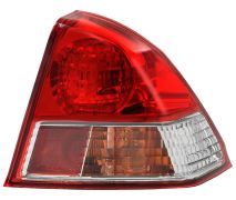 FEU ARRIÈRE HONDA CIVIC 2004-2006 4 PORTES / DROIT