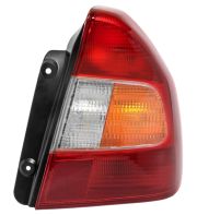 FEU ARRIÈRE HYUNDAI ACCENT 2000-2003 4 PORTES / DROIT