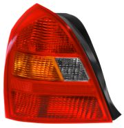 FEU ARRIÈRE HYUNDAI ELANTRA 2001-2004 4 PORTES / GAUCHE