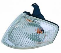 FEU CLIGNOTANT AVANT MAZDA 323 1999-2001 GAUCHE