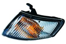 FEU CLIGNOTANT AVANT MAZDA 626 1997-2000 4 PORTES / BLANC / GAUCHE