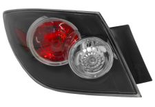 FEU ARRIÈRE MAZDA 3 2007-2009 EXTÉRIEUR / 5 PORTES / BASE NOIRE GAUCHE