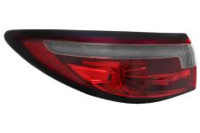 FEU ARRIÈRE MAZDA 6 2018-> EXTÉRIEUR / 4 PORTES / BREAK / AVEC SIGNATURE LUMINEUSE / GAUCHE FEU ARRIÈRE MAZDA 6 2018-> EXTÉRIEUR / 4 PORTES / BREAK / AVEC SIGNATURE LUMINEUSE / GAUCHE