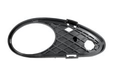 GRILLE MERCEDES CLASE C (W203) 2000-2004 PARE-CHOCS AVANT / MODÈLE CLASSIC / ELEGANCE / DROITE