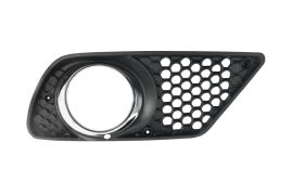 GRILLE MERCEDES CLASE C (W204) 2007-2011 PARE-CHOCS AVANT / MODÈLE AMG / AVEC ANTIBROUILLARD / DROITE