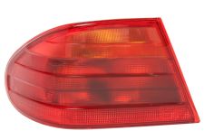 FEU ARRIÈRE MERCEDES CLASE E (W210) 1995-2000 SEDAN / EXTÉRIEUR / GAUCHE