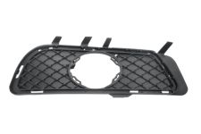 GRILLE MERCEDES CLASE E (W212) 2009-2013 PARE-CHOCS AVANT / AVEC ANTIBROUILLARD / MODÈLE CLASSIC / ELEGANCE / DROITE
