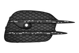 GRILLE MERCEDES CLASE V (W447) 2014-2020 PARE-CHOCS AVANT / MODÈLE AMG / AVEC CAPTEUR / DROITE