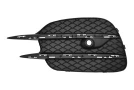 GRILLE MERCEDES CLASE V (W447) 2014-2020 PARE-CHOCS AVANT / MODÈLE AMG / AVEC CAPTEUR / GAUCHE