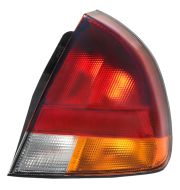 FEU ARRIÈRE MITSUBISHI CARISMA 1995-1999 EXTÉRIEUR / DROIT