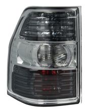 FEU ARRIÈRE MITSUBISHI MONTERO 2007-2015 5 PORTES / GAUCHE