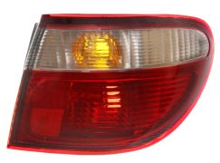 FEU ARRIÈRE NISSAN ALMERA 2000-2003 4 PORTES / DROIT