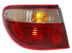 FEU ARRIÈRE NISSAN ALMERA 2000-2003 4 PORTES / GAUCHE