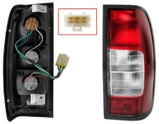 FEU ARRIÈRE NISSAN NAVARA 1997-2002 CONNECTEUR 6 / DROIT
