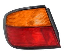 FEU ARRIÈRE NISSAN PRIMERA 1996-1999 4 PORTES / EXTERIEUR / ORANGE / GAUCHE