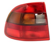 FEU ARRIÈRE OPEL ASTRA F 1995-1998 4 PORTES / GAUCHE