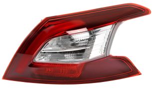 FEU ARRIÈRE PEUGEOT 308 2013-2017 EXTÉRIEUR / DROIT