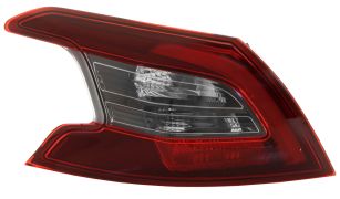 FEU ARRIÈRE PEUGEOT 308 2017-2021 EXTÉRIEUR / FUME / GAUCHE