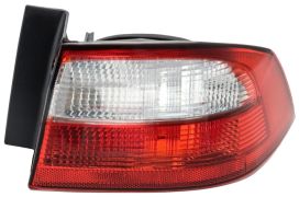 FEU ARRIÈRE RENAULT LAGUNA 2001-2005 SEDAN / EXTÉRIEUR / DROIT