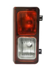 FEU ARRIÈRE NISSAN NV300 2016-2021 INFÉRIEUR / FEU DE RECUL / DROIT