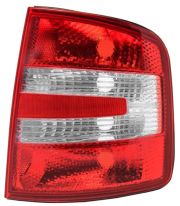 FEU ARRIÈRE SKODA FABIA 2004-2007 4 PORTES / COMBI / DROIT