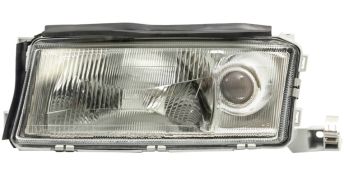 PHARE SKODA OCTAVIA 1997-2000 AVEC ANTIBROUILLARDS / GAUCHE