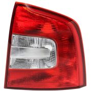 FEU ARRIÈRE SKODA OCTAVIA 2009-2013 COMBI / DROIT