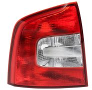 FEU ARRIÈRE SKODA OCTAVIA 2009-2013 COMBI / GAUCHE