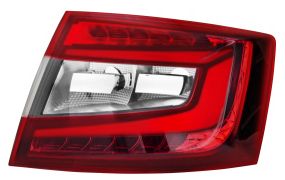 FEU ARRIÈRE SKODA OCTAVIA 2017-2020 SEDAN / LED / DROIT