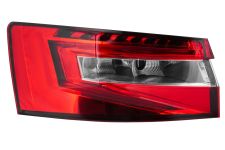 FEU ARRIÈRE SKODA SUPERB 2015-2019 SEDAN / EXTÉRIEUR / GAUCHE