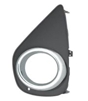 GRILLE TOYOTA YARIS 2014-2017 PARE-CHOCS AVANT / AVEC ANTIBROUILLARD / GAUCHE