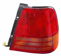 FEU ARRIÈRE SUZUKI SWIFT 1989-1995 4 PORTES / DROIT