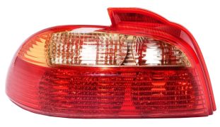 FEU ARRIÈRE TOYOTA AVENSIS 2000-2003 GAUCHE